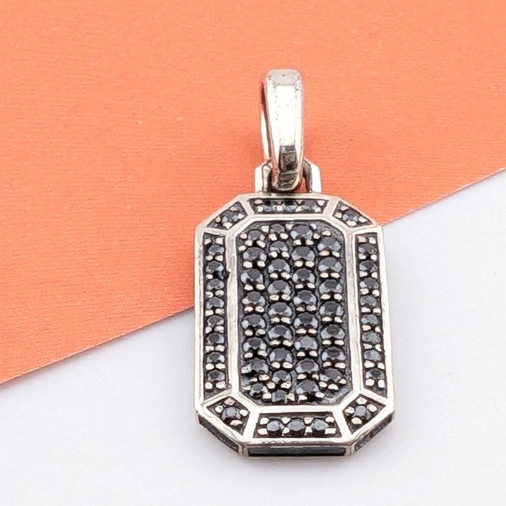 DAVID YURMAN Sterling Silver Small Streamline Pave Black Diamonds Amulet Pendant